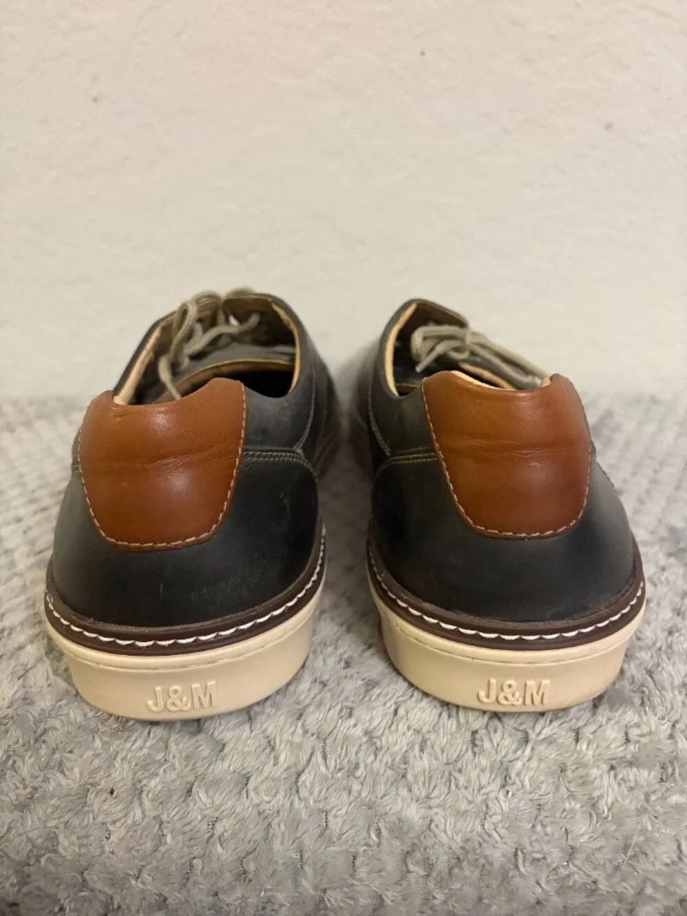 Johnston & Murphy Men’s Oxford Shoes